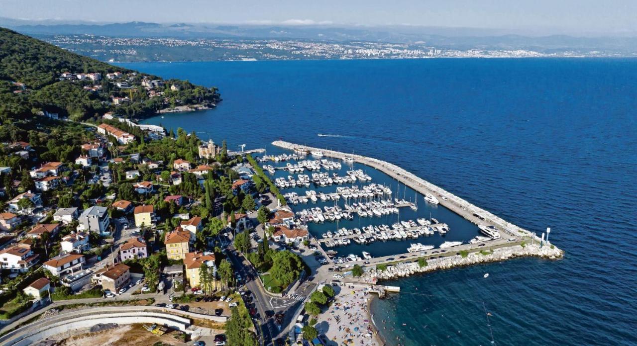 Apartments Skorup Ičići Exteriér fotografie